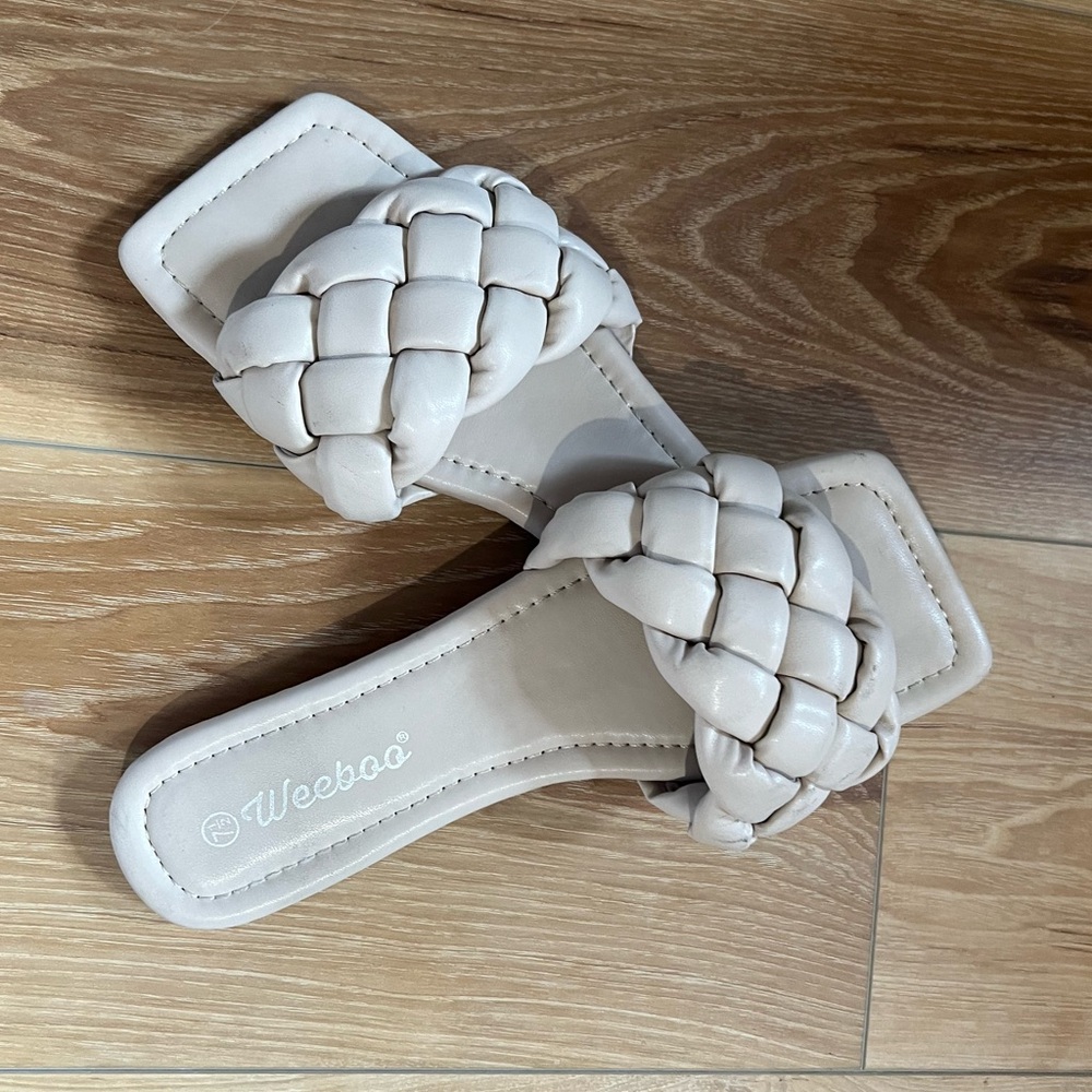 Women’s Sandals